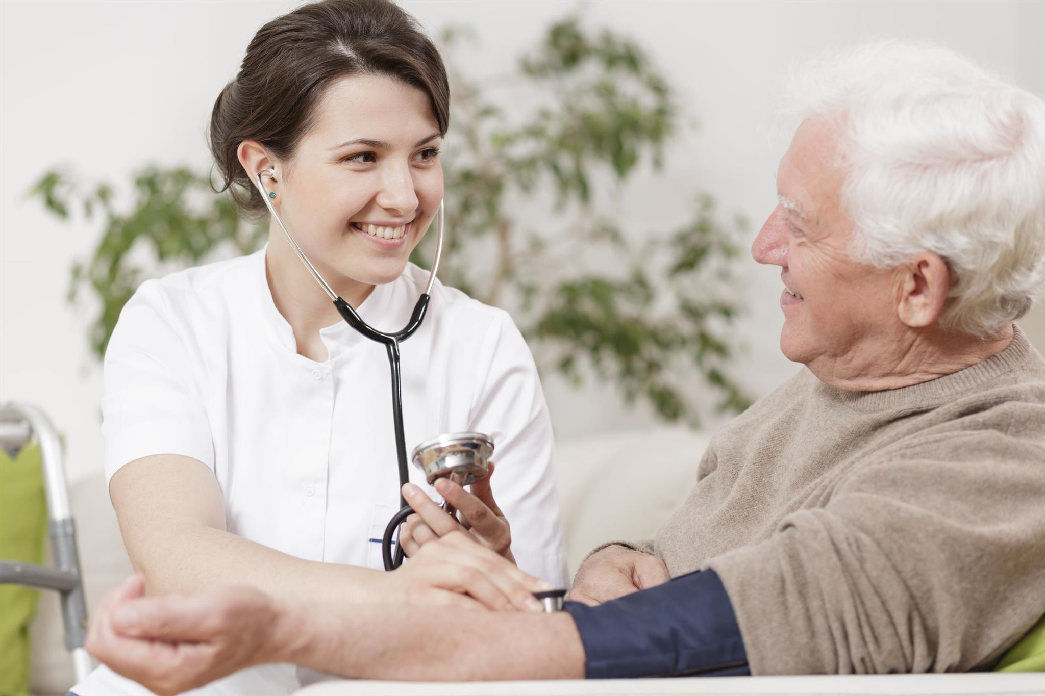 Assistenza infermieristica per anziani, malati e disabili